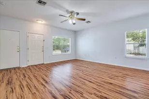 6801 Porter St, Austin, TX 78741 - Photo 5