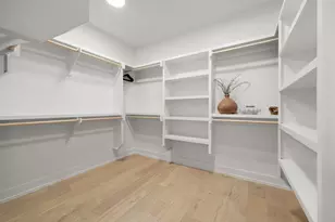 2524 Doc Reeves St, Austin, TX 78723 - Photo 23