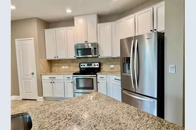 6904 Ondantra Bend, Austin, TX 78744 - Photo 7