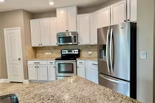 6904 Ondantra Bnd, Austin, TX 78744 - Photo 7