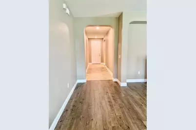 6904 Ondantra Bend, Austin, TX 78744 - Photo 9