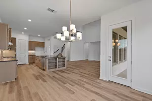 109 Statue Dr, Liberty Hill, TX 78642 - Photo 13