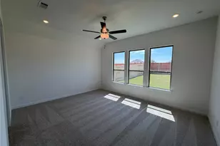 109 Statue Dr, Liberty Hill, TX 78642 - Photo 13