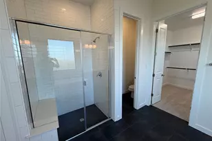 109 Statue Dr, Liberty Hill, TX 78642 - Photo 17