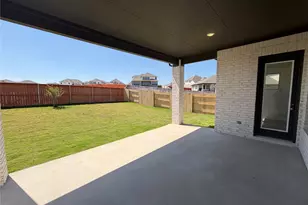109 Statue Dr, Liberty Hill, TX 78642 - Photo 35