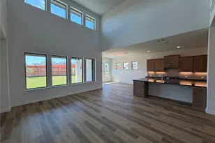 109 Statue Dr, Liberty Hill, TX 78642 - Photo 11