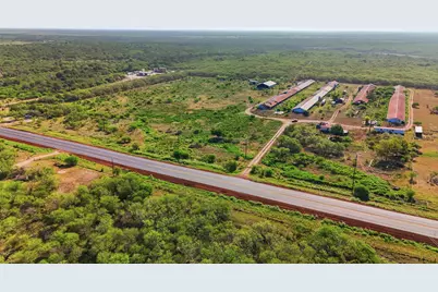 1892 State Highway 304, Gonzales, TX 78629 - Photo 5