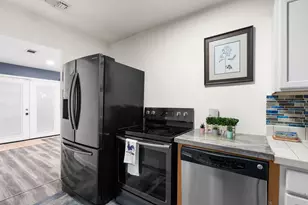608 N Church St, Georgetown, TX 78626 - Photo 25