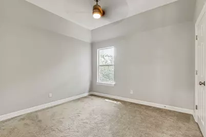 140 Fairwood Drive, Georgetown, TX 78628 - Photo 29