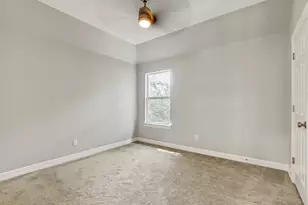 140 Fairwood Dr, Georgetown, TX 78628 - Photo 29