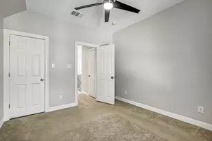 140 Fairwood Dr, Georgetown, TX 78628 - Photo 27