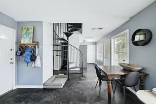 1811 W 39th St, Austin, TX 78731 - Photo 13