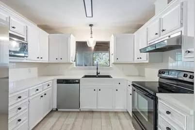 109 White Sands Drive, Lakeway, TX 78734 - Photo 11