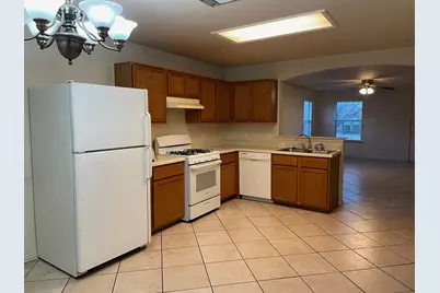 289 Spring Branch Loop, Kyle, TX 78640 - Photo 3