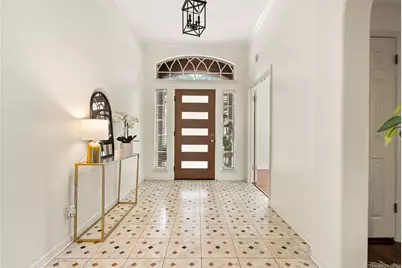 7124 Quimper Lane, Austin, TX 78749 - Photo 9