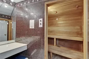 40 N Interstate 35 Hwy, Austin, TX 78701 - Photo 27