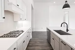 404 Puppy Dog Pass, San Marcos, TX 78666 - Photo 15