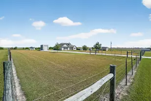 813 Cr 342 Rd, Granger, TX 76530 - Photo 29