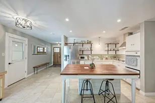 6810 Langston Dr, Austin, TX 78723 - Photo 15