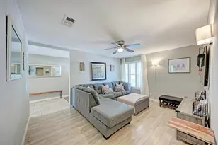 6810 Langston Dr, Austin, TX 78723 - Photo 3