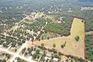 446 Las Lomas Dr, Elgin, TX 78621 - Photo 7