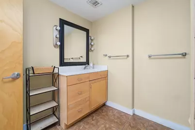 711 W 26th Street #706, Austin, TX 78705 - Photo 15