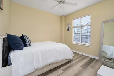 711 W 26th Street #706, Austin, TX 78705 - Photo 13