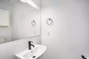 607 W Saint Johns Ave, Austin, TX 78752 - Photo 11