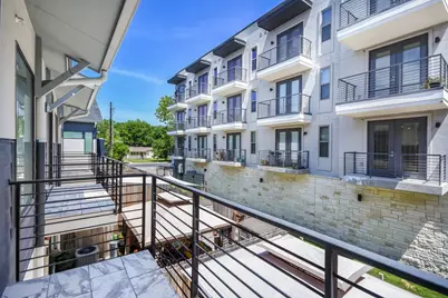 607 W Saint Johns Avenue #2, Austin, TX 78752 - Photo 21