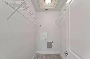 1601 Miriam Ave, Austin, TX 78702 - Photo 17