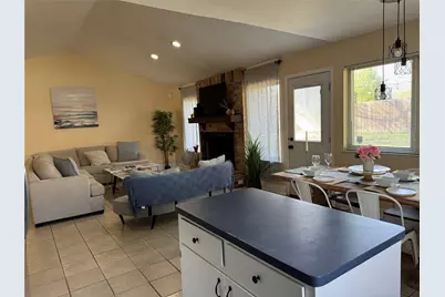 102 Skyloop Drive, Austin, TX 78745 - Photo 5