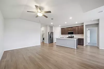 809 Russet Rock Drive, Austin, TX 78748 - Photo 5