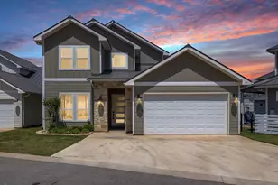 128 Village View Dr, Kingsland, TX 78639 - Photo 1