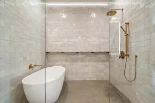 4 Westgate Cir, Austin, TX 78746 - Photo 19