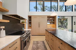 4 Westgate Cir, Austin, TX 78746 - Photo 3