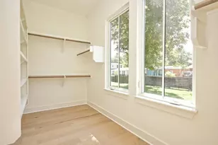 7500 St Cecelia St, Austin, TX 78757 - Photo 13