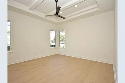 7500 Saint Cecelia Street, Austin, TX 78757 - Photo 9