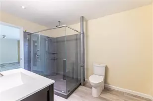 1704 Emilie Ln, Austin, TX 78731 - Photo 11