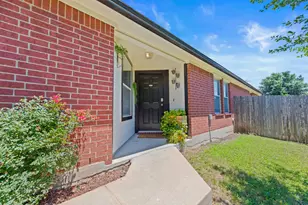 3613 Bach Dr, Pflugerville, TX 78660 - Photo 3