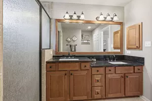 8 Stone Crk Cir, Wimberley, TX 78676 - Photo 13