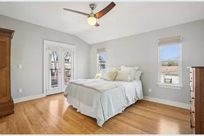 1910 E 10th Street, Austin, TX 78702 - Photo 15