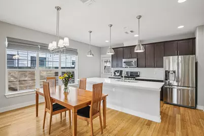 1910 E 10th Street, Austin, TX 78702 - Photo 7