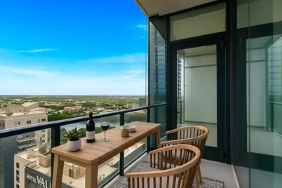 610 Davis Street #2404, Austin, TX 78701 - Photo 7
