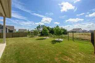 360 Crescent Moon Ct, Dripping Springs, TX 78620 - Photo 33