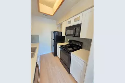 2706 Salado Street #207, Austin, TX 78705 - Photo 5