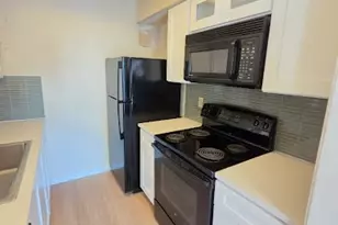 2706 Salado St, Austin, TX 78705 - Photo 5