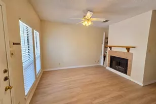 2706 Salado St, Austin, TX 78705 - Photo 3