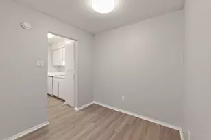 1720 Wooten Park Dr, Austin, TX 78757 - Photo 5