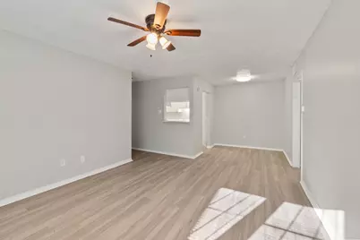 1720 Wooten Park Drive #206, Austin, TX 78757 - Photo 3