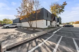 1720 Wooten Park Dr, Austin, TX 78757 - Photo 25